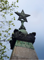 2020  - Sowjetisches Ehrenmal Berlin Buch