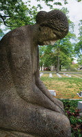 Mai 2020 sowjetischer Ehrenfriedhof Spremberg "Die Trauernde" 